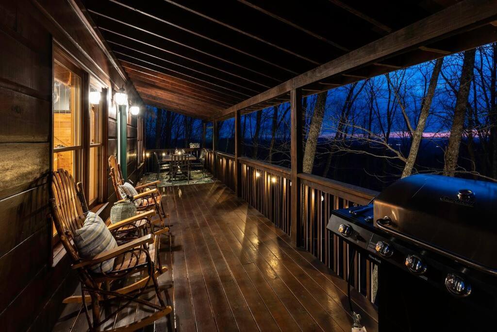 Mtn Cabin Sleeps 10 - 5 Mins To Fishing & Camping Ellijay Eksteriør billede