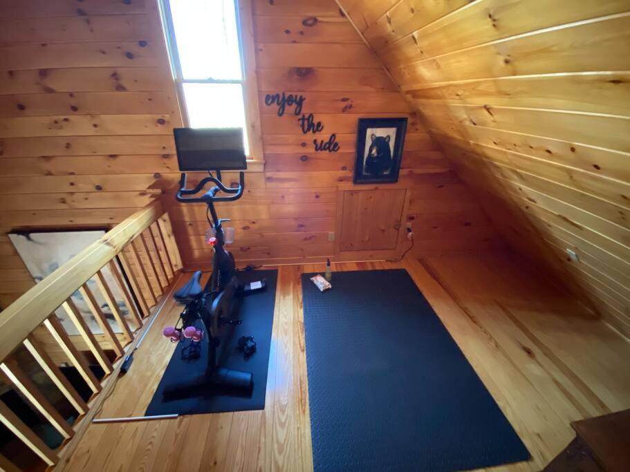 Mtn Cabin Sleeps 10 - 5 Mins To Fishing & Camping Ellijay Eksteriør billede