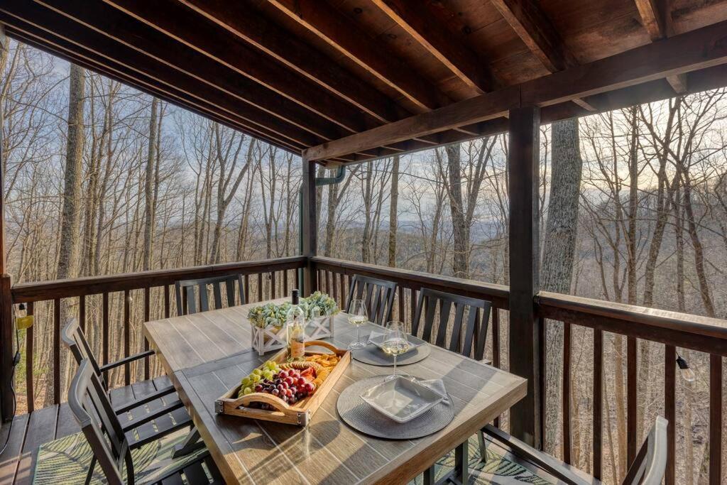 Mtn Cabin Sleeps 10 - 5 Mins To Fishing & Camping Ellijay Eksteriør billede