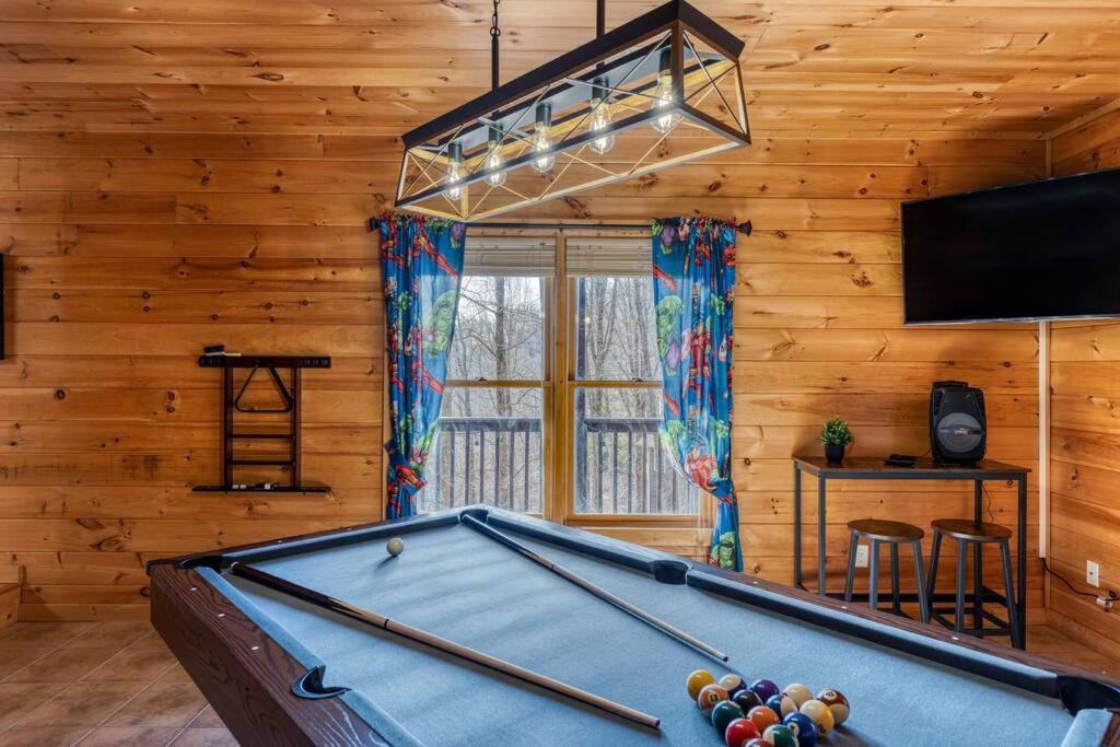 Mtn Cabin Sleeps 10 - 5 Mins To Fishing & Camping Ellijay Eksteriør billede