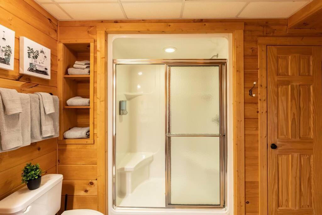 Mtn Cabin Sleeps 10 - 5 Mins To Fishing & Camping Ellijay Eksteriør billede