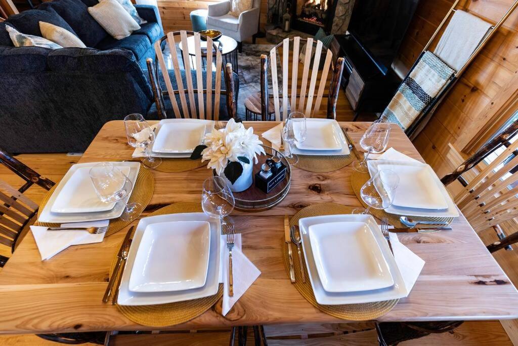 Mtn Cabin Sleeps 10 - 5 Mins To Fishing & Camping Ellijay Eksteriør billede